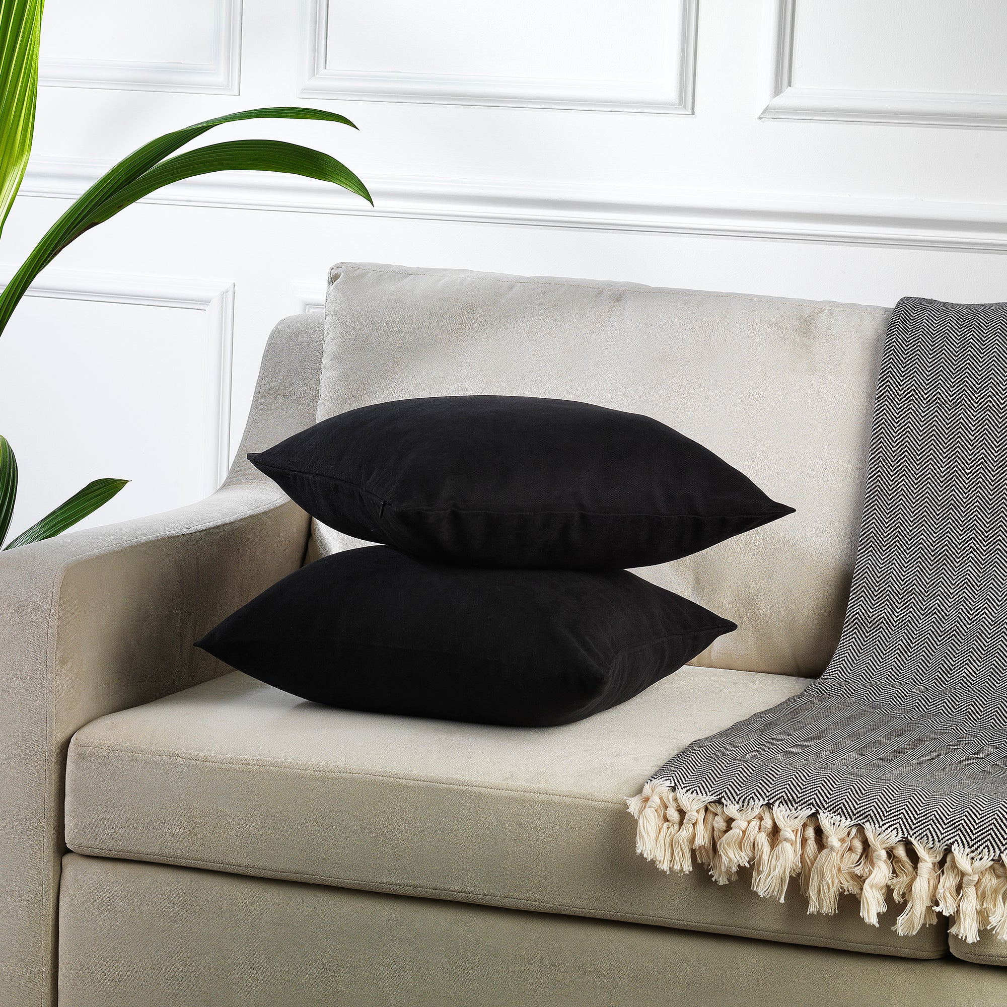 Decorative Cushion Covers Set of 2 Hidden Zipper - Black
