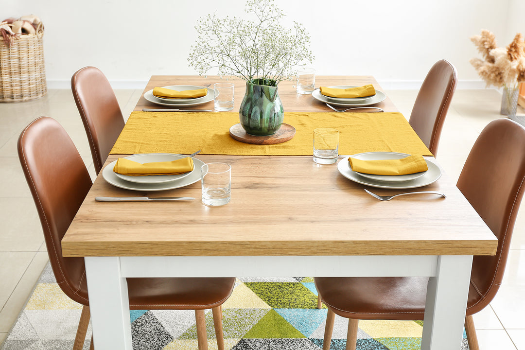 Decorative tablecloths, decorative tabletop covers, decorative napkins, table linens, dining tablecloth, elegant table décor, luxury table linens, wedding tablecloth, banquet table linens, party table decorations, holiday table setting, custom tablecloth, custom napkins, dining table accessories, restaurant table linens, event table décor, modern table linens, home dining décor, tabletop décor, fabric tablecloth