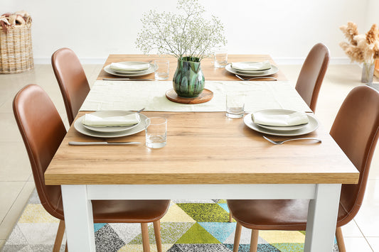 Decorative tablecloths, decorative tabletop covers, decorative napkins, table linens, dining tablecloth, elegant table décor, luxury table linens, wedding tablecloth, banquet table linens, party table decorations, holiday table setting, custom tablecloth, custom napkins, dining table accessories, restaurant table linens, event table décor, modern table linens, home dining décor, tabletop décor, fabric tablecloth