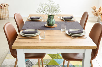 Decorative tablecloths, decorative tabletop covers, decorative napkins, table linens, dining tablecloth, elegant table décor, luxury table linens, wedding tablecloth, banquet table linens, party table decorations, holiday table setting, custom tablecloth, custom napkins, dining table accessories, restaurant table linens, event table décor, modern table linens, home dining décor, tabletop décor, fabric tablecloth