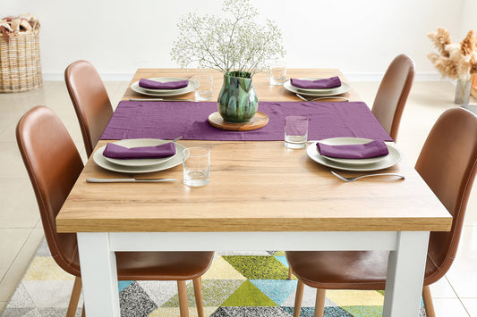 Decorative tablecloths, decorative tabletop covers, decorative napkins, table linens, dining tablecloth, elegant table décor, luxury table linens, wedding tablecloth, banquet table linens, party table decorations, holiday table setting, custom tablecloth, custom napkins, dining table accessories, restaurant table linens, event table décor, modern table linens, home dining décor, tabletop décor, fabric tablecloth