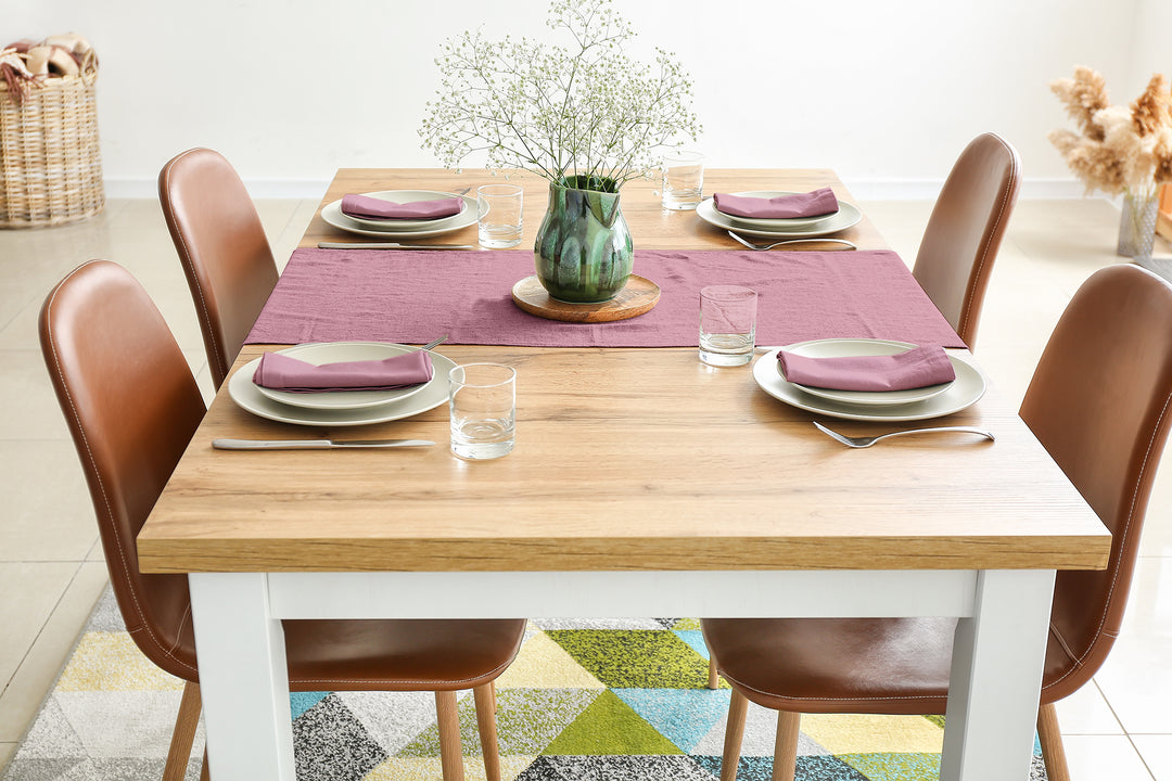 Decorative tablecloths, decorative tabletop covers, decorative napkins, table linens, dining tablecloth, elegant table décor, luxury table linens, wedding tablecloth, banquet table linens, party table decorations, holiday table setting, custom tablecloth, custom napkins, dining table accessories, restaurant table linens, event table décor, modern table linens, home dining décor, tabletop décor, fabric tablecloth