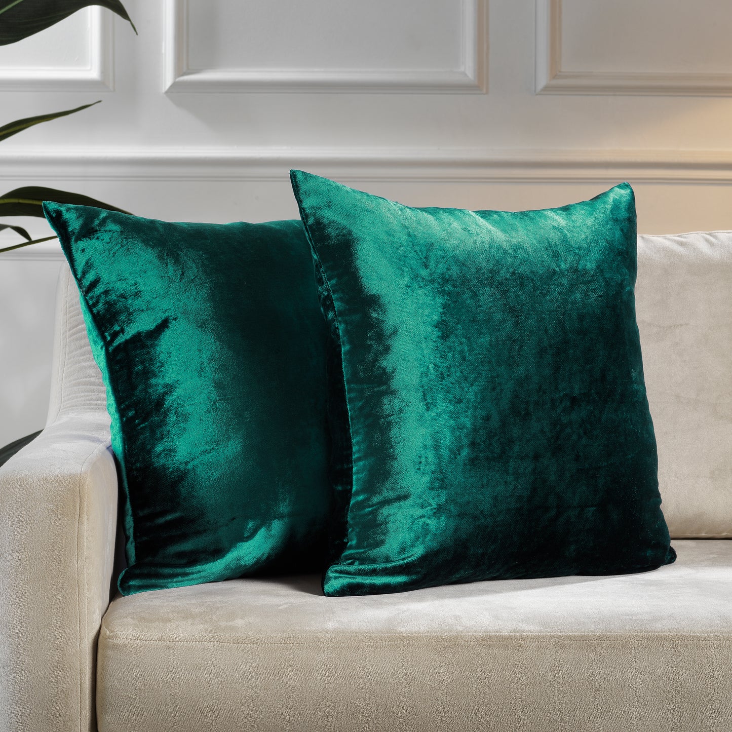 Shiny Velvet Cushion Covers Set of 2 Hidden Zipper - Emerald