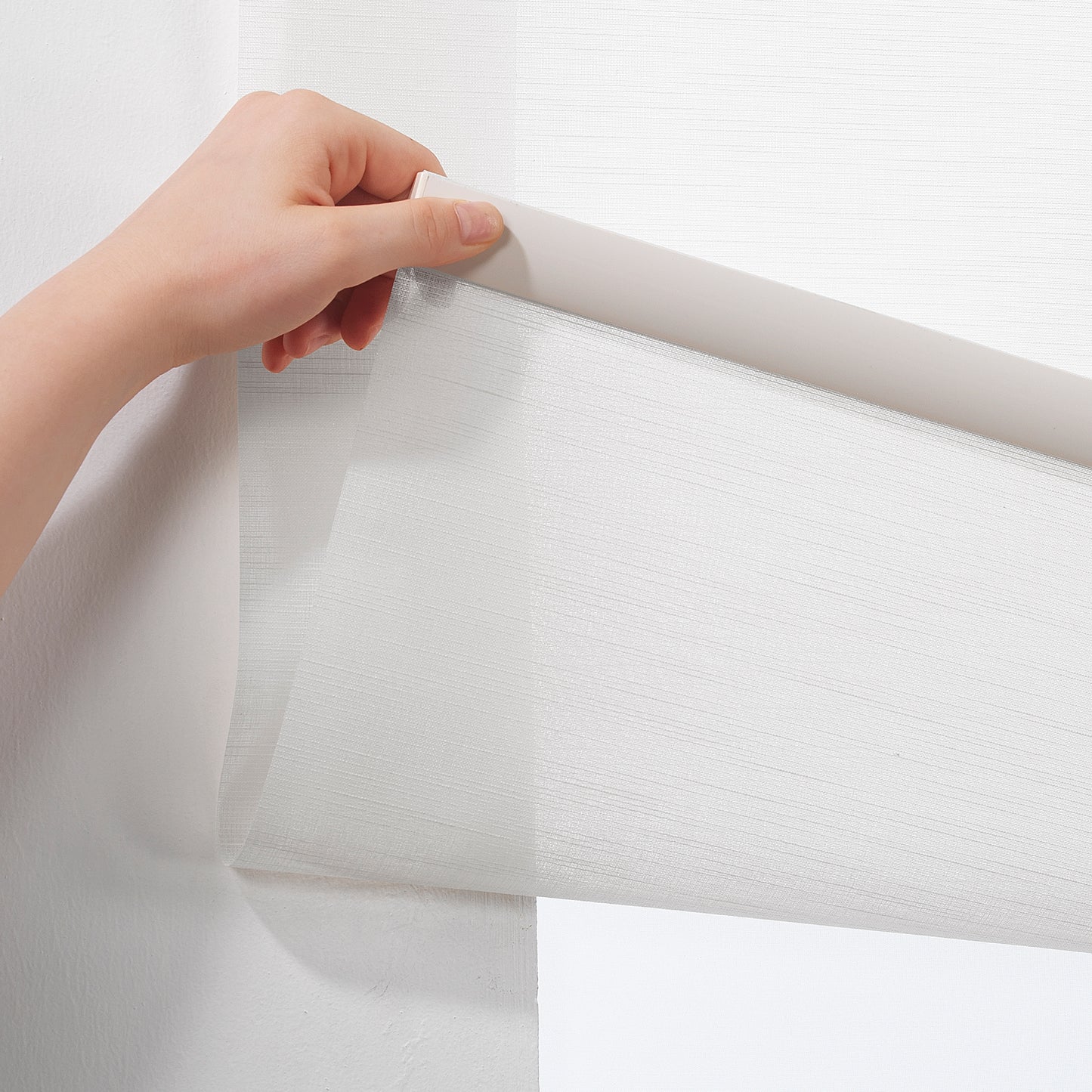 Linen Textured Room Darkening & Sami Sheer Metallic Cord Loop Roller Blind - White