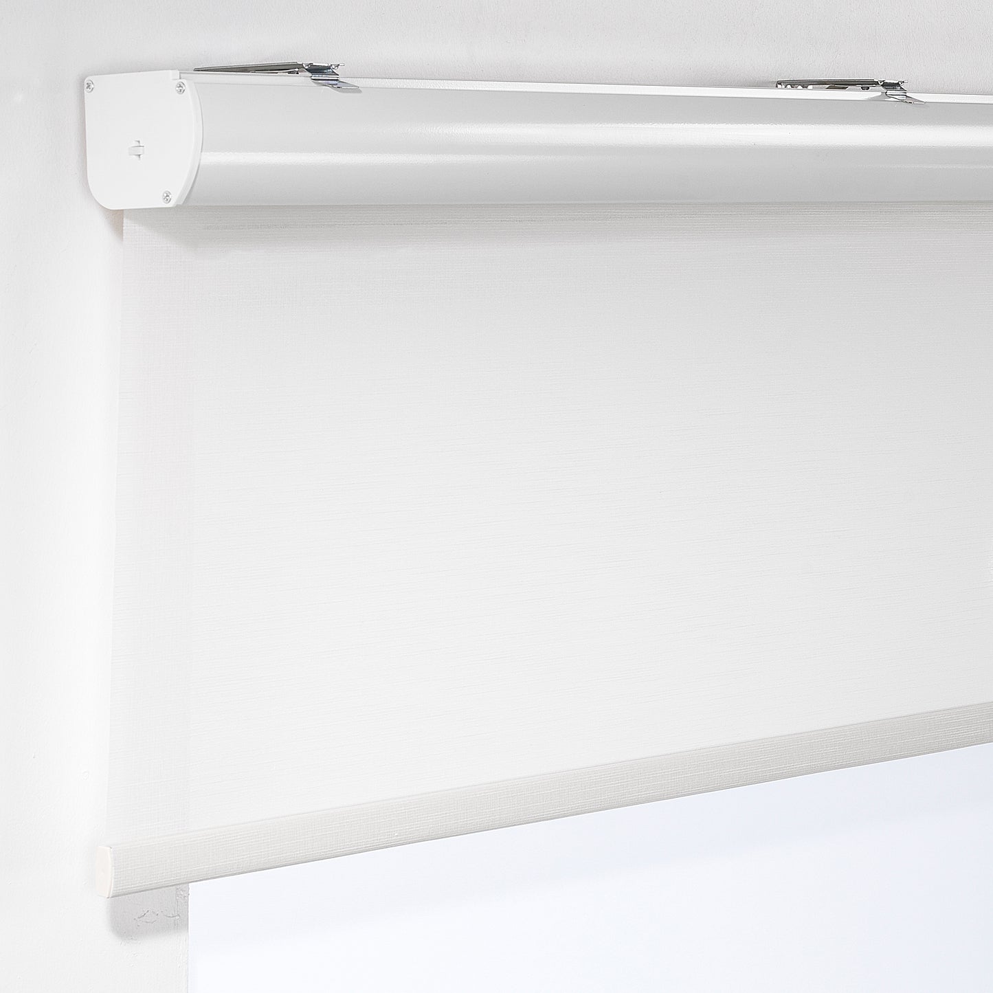 Linen Textured Room Darkening & Sami Sheer Metallic Cord Loop Roller Blind - White